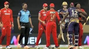 রাসেল ঝড়ে শেষ বলে জিতলো কোলকাতা